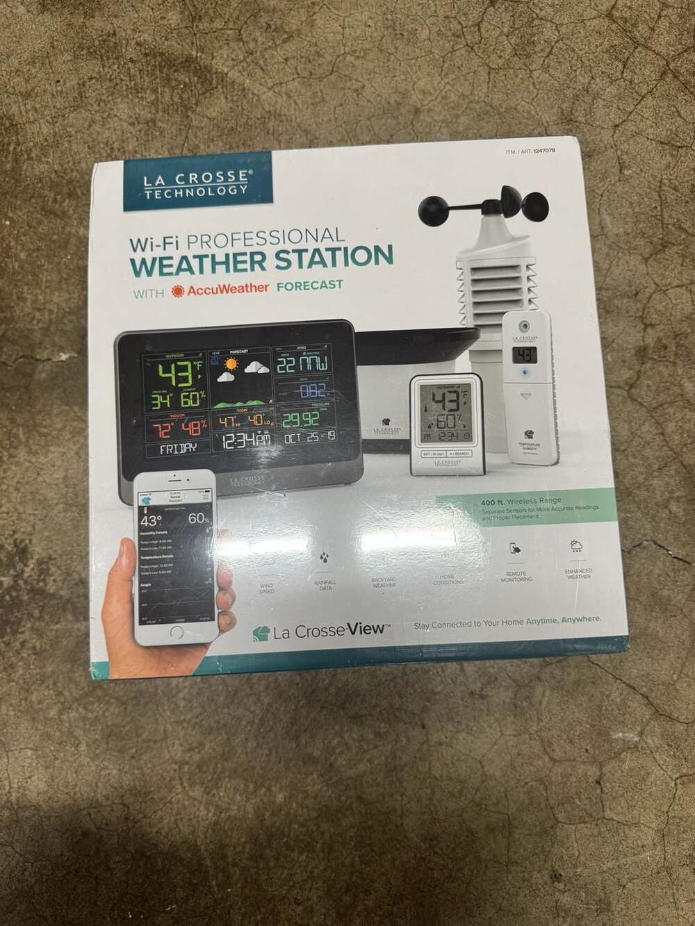La Crosse Technology Wi-Fi Professional Weather Station with AccuWeather Forecas - Picture 3 of 5